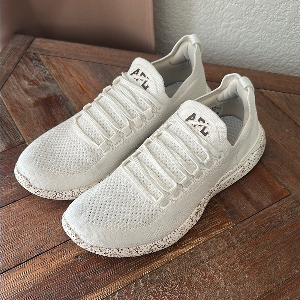 APL Women’s TechLoom Breeze Ivory Chocolate Speckle